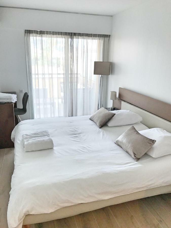 Appartement De Standing 戛纳 外观 照片